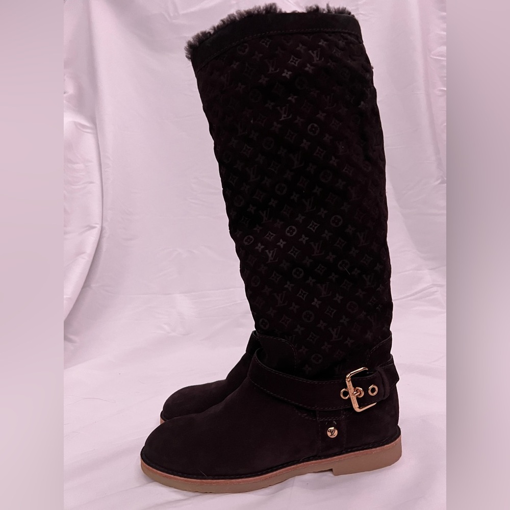 Louis Vuitton Fauvist Brown Monogram Suede Knee Length Boots - Picture 3 of 16